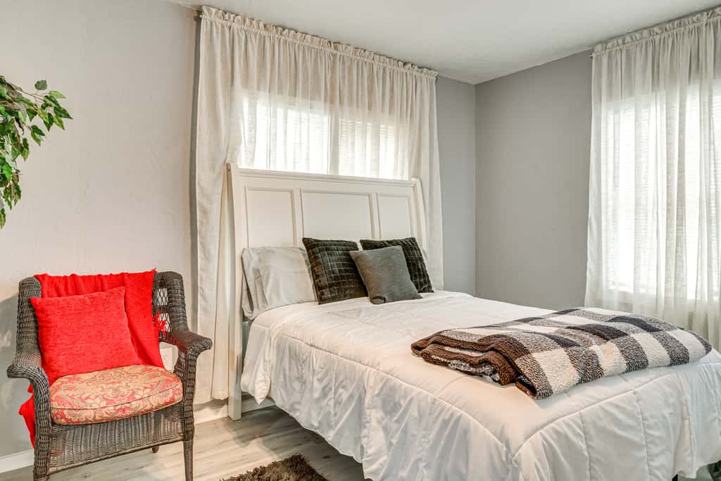 Dog-Friendly Extended Stay, 3 Mi to Dtwn OKC!