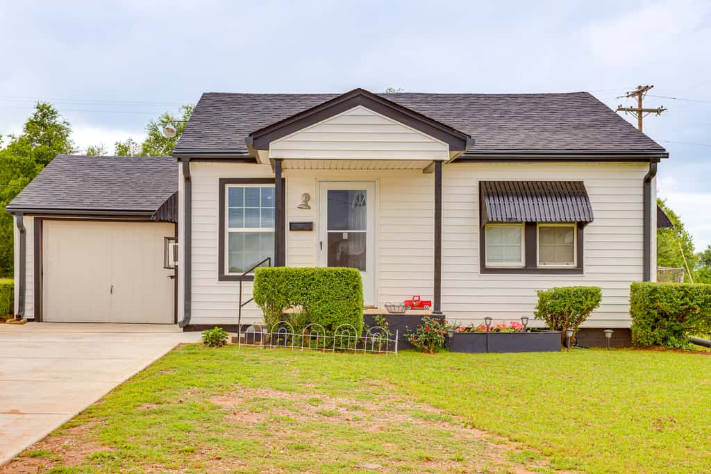 Dog-Friendly Extended Stay, 3 Mi to Dtwn OKC!