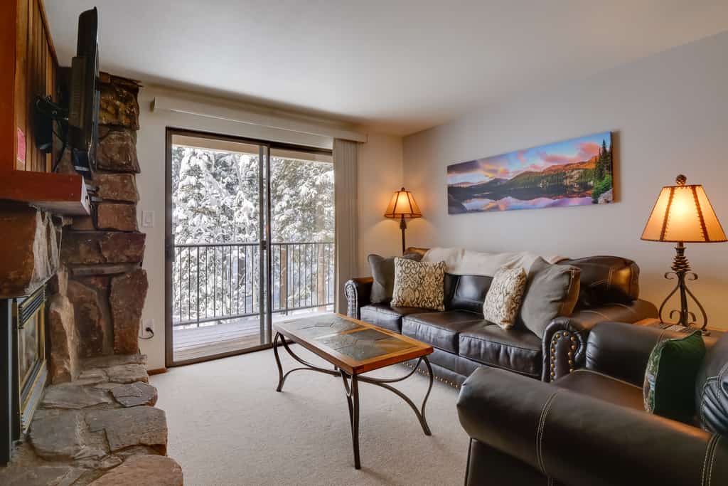 Winter Park Condo w/ Hot Tubs-4 min to Ski Resort!