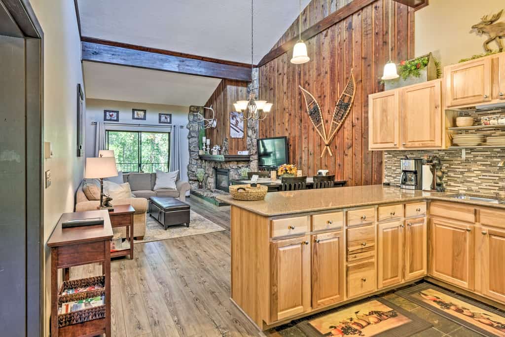 Condo w/ Pool + Hot Tub - Walk to DT Winter Park!