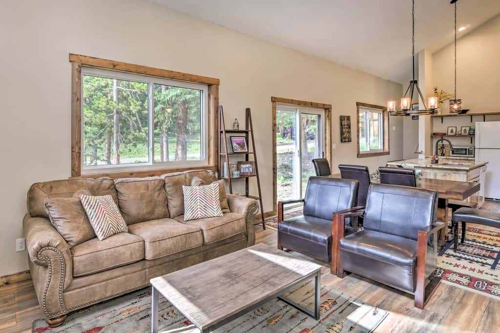 5 Mi to Ski Resort: Mtn-View Breck Home w/ Hot Tub