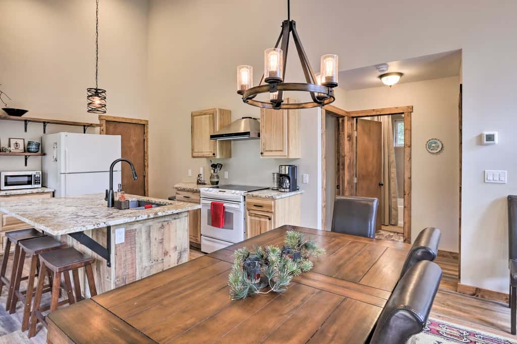 5 Mi to Ski Resort: Mtn-View Breck Home w/ Hot Tub