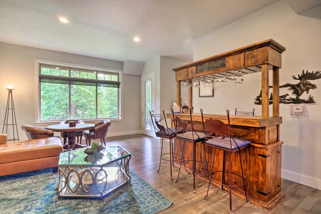 3 Mi to Ski Resort: Hot Tub Haven in Breckenridge!