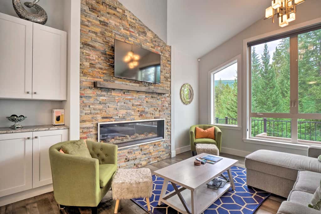 3 Mi to Ski Resort: Hot Tub Haven in Breckenridge!