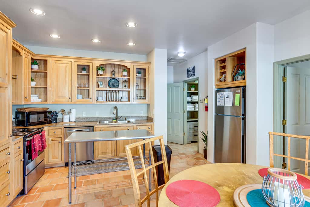 Walk to Hot Springs: Updated Retreat in Dtwn Ouray