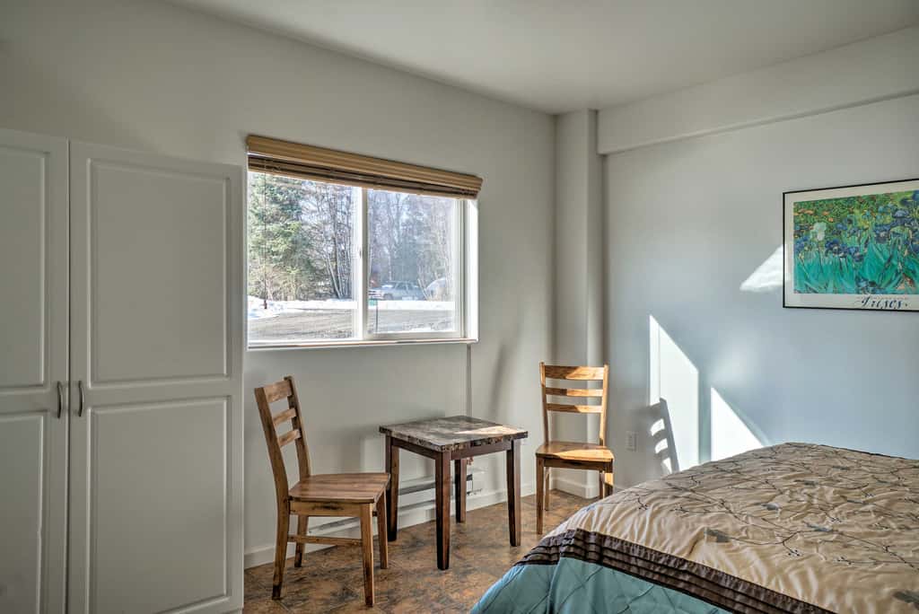 Homer Hideaway on Fritz Creek! Families Welcome