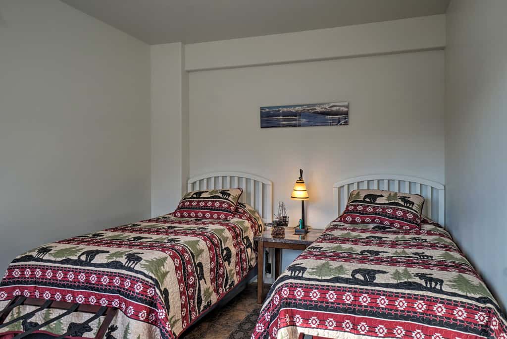 Homer Hideaway on Fritz Creek! Families Welcome