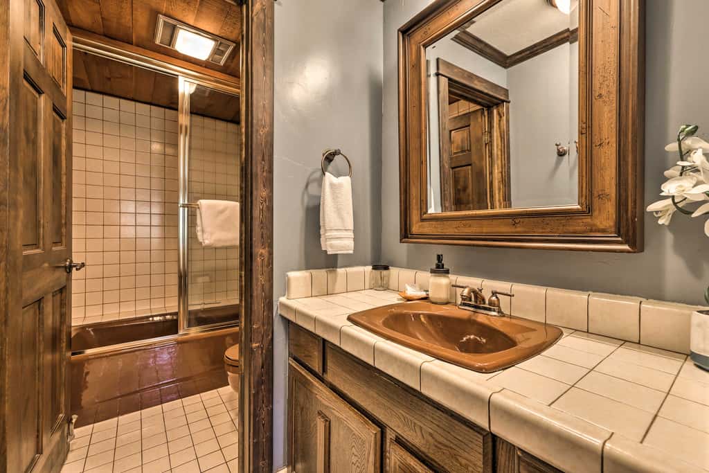 Brian Head Condo w/ Patio & Community Amenities!