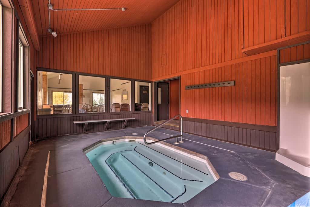 Brian Head Condo w/ Patio & Community Amenities!