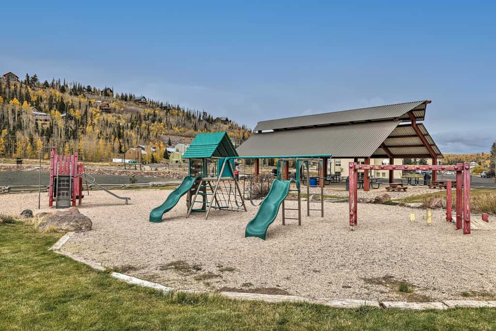 Brian Head Condo w/ Patio & Community Amenities!