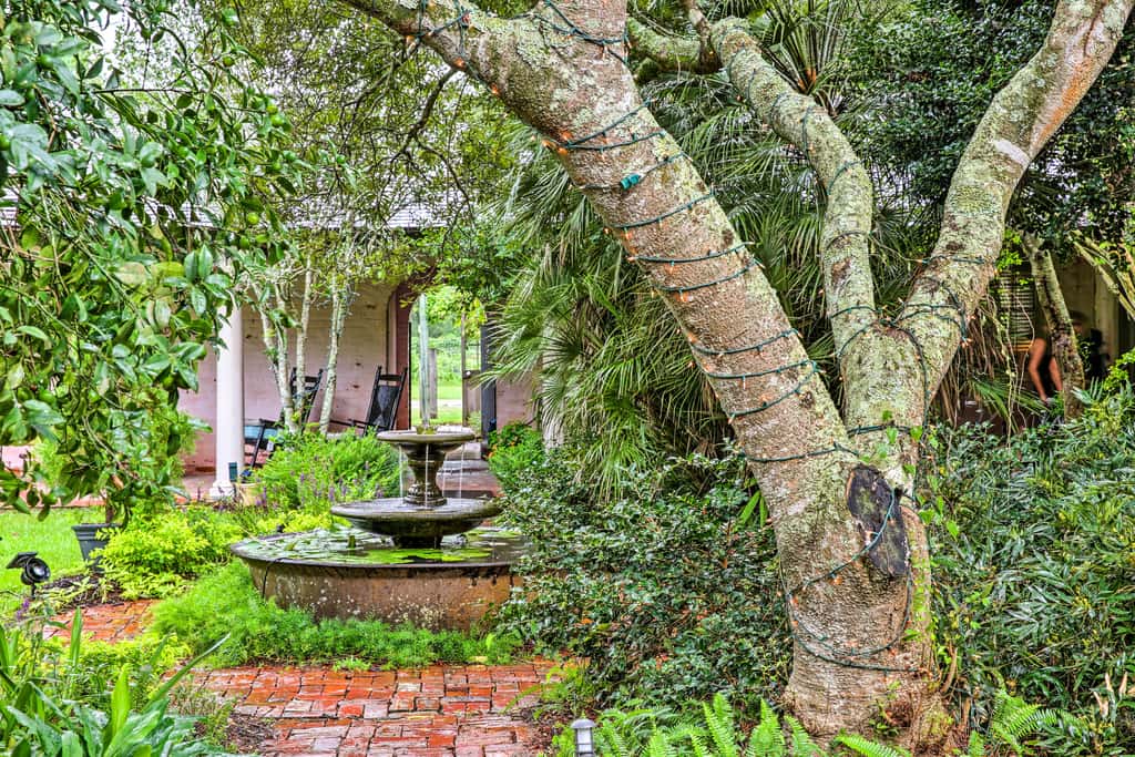 Historic Baton Rouge Vacation Rental: 6 Mi to LSU!
