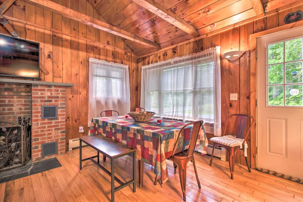 Ludlow Home w/ Hot Tub, Near Okemo Resort!