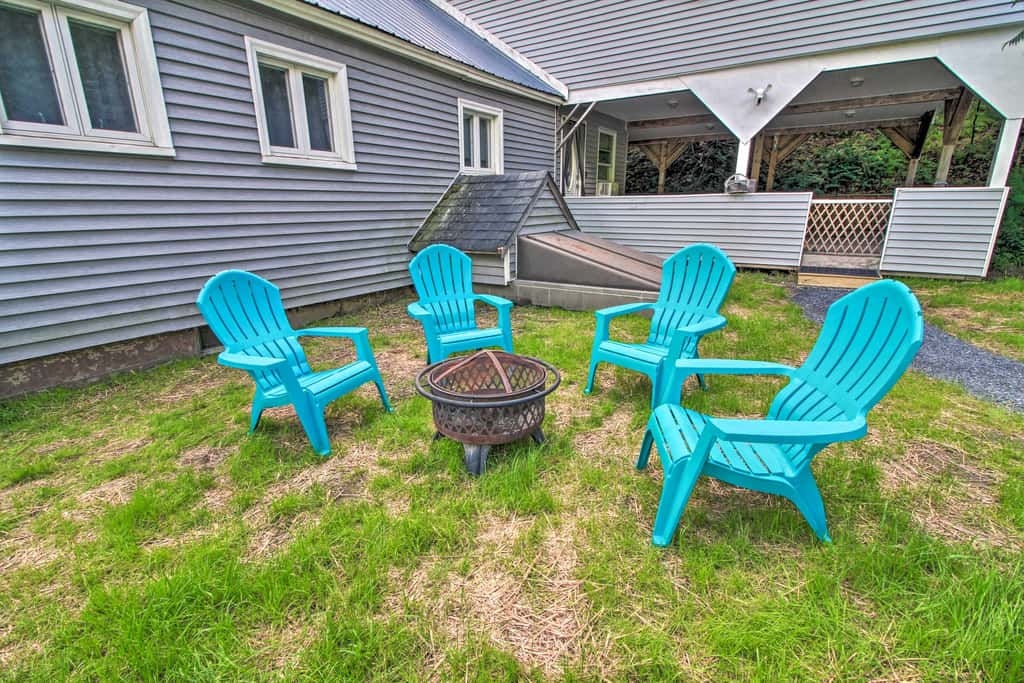 Ludlow Home w/ Hot Tub, Near Okemo Resort!