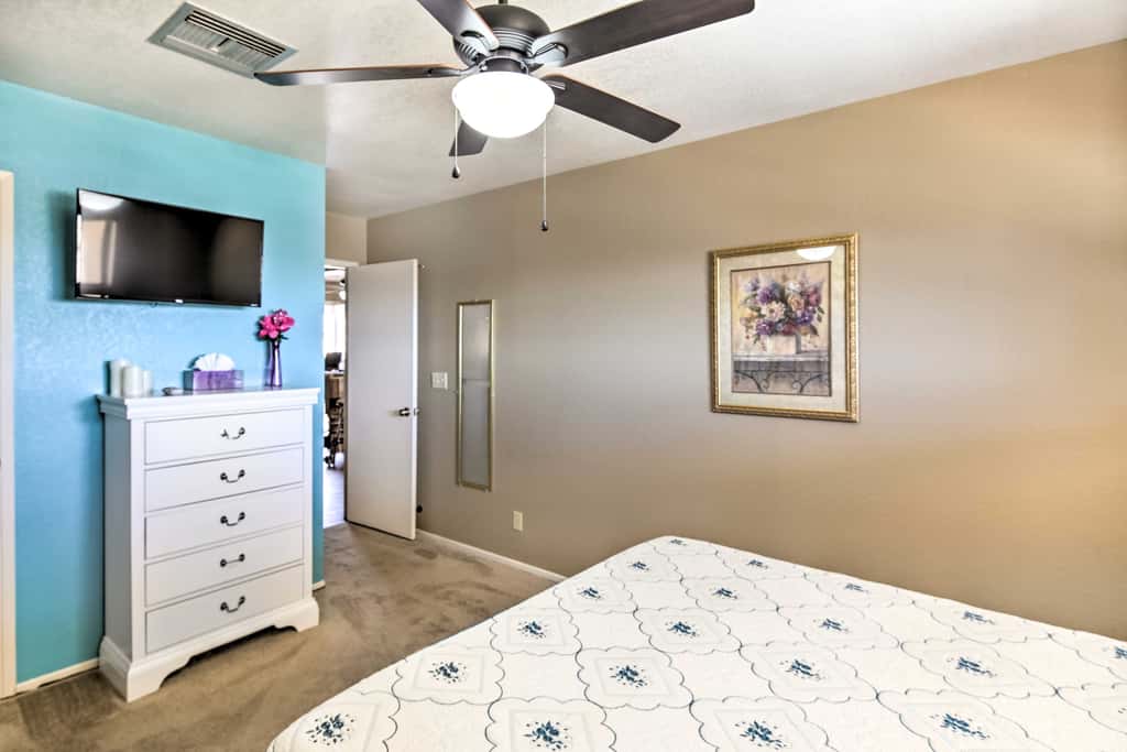 Bullhead City Home w/ Private Pool, Hot Tub & View