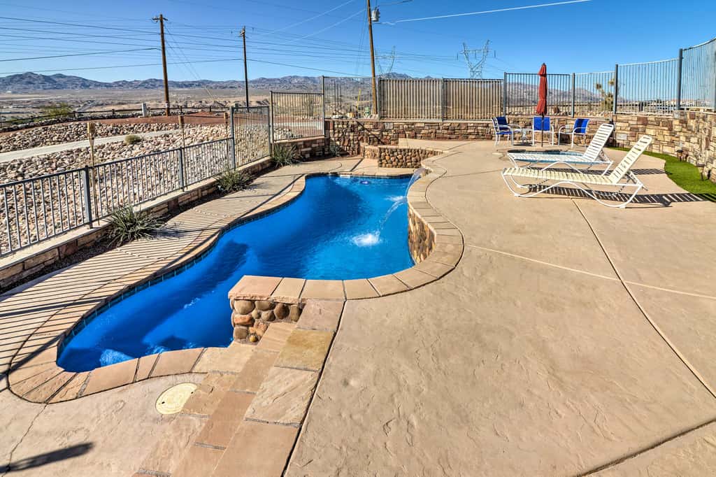Bullhead City Home w/ Private Pool, Hot Tub & View