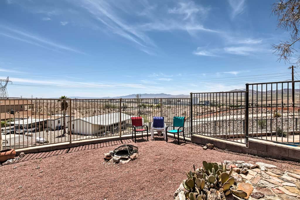 Bullhead City Home w/ Private Pool, Hot Tub & View