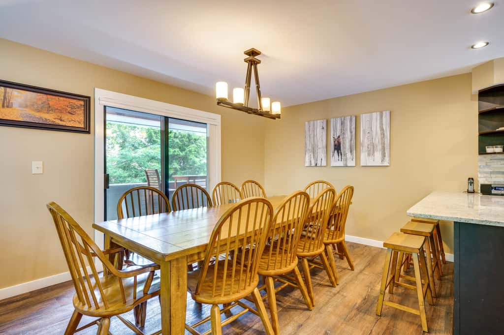 Lincoln Townhome w/ Community Pool & Club Access!