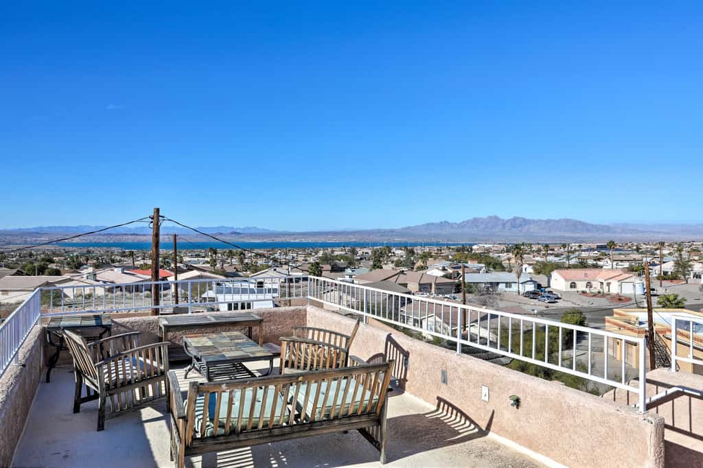Patio, Rooftop Deck & Mtn Views: Lake Havasu Home!