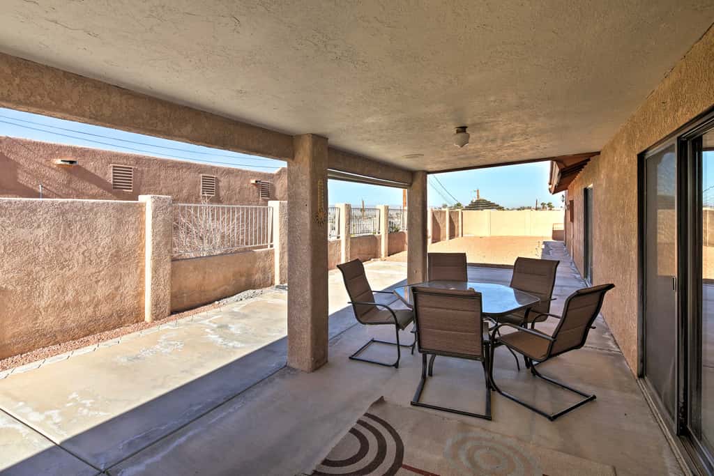 Patio, Rooftop Deck & Mtn Views: Lake Havasu Home!