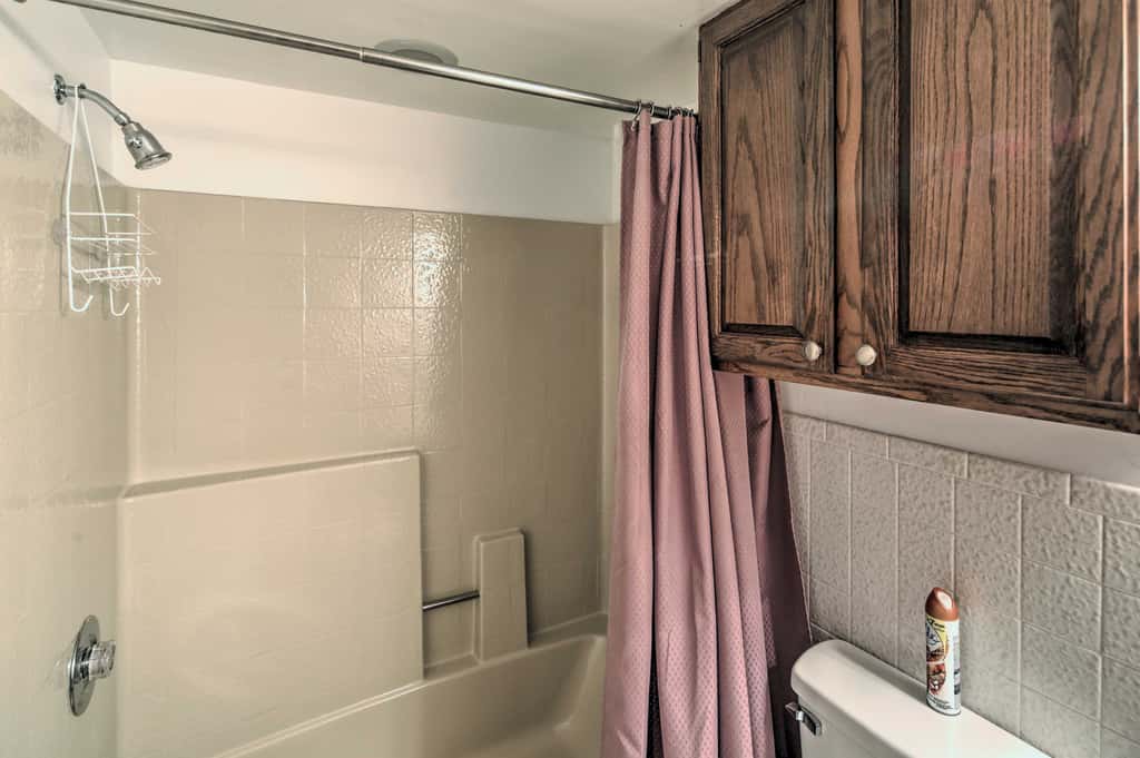 Lake Havasu Home w/ Pool - 2 Miles to Waterfront!