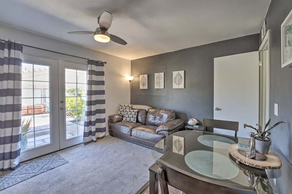 4 Mi to Beach: Lake Havasu Apartment w/ Pool!
