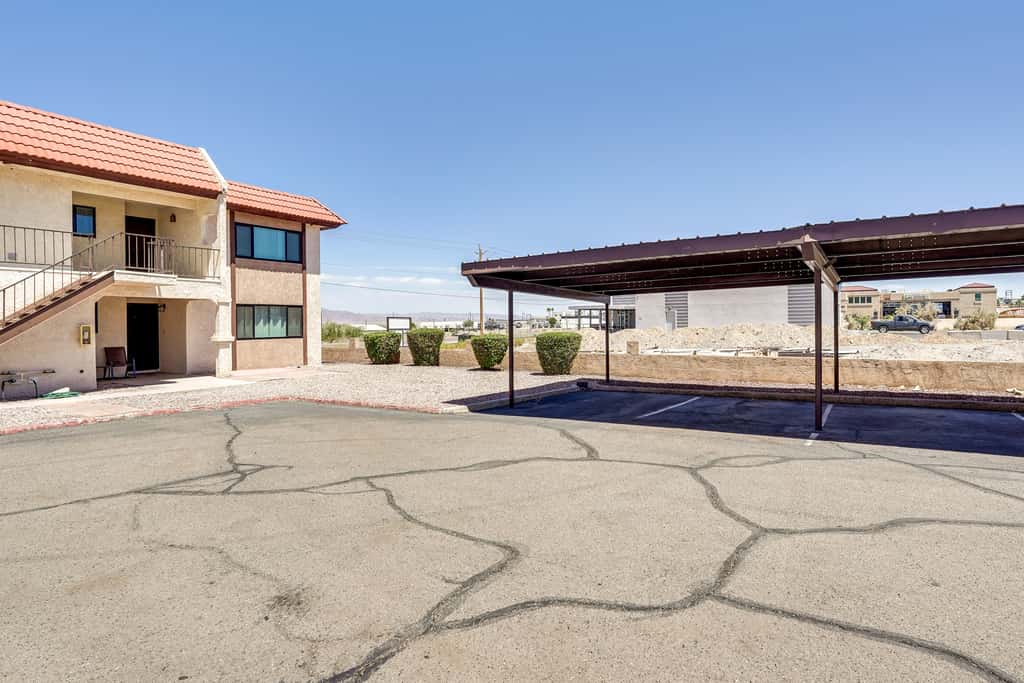 Water & Mtn-View Gem w/ Patio in Lake Havasu City