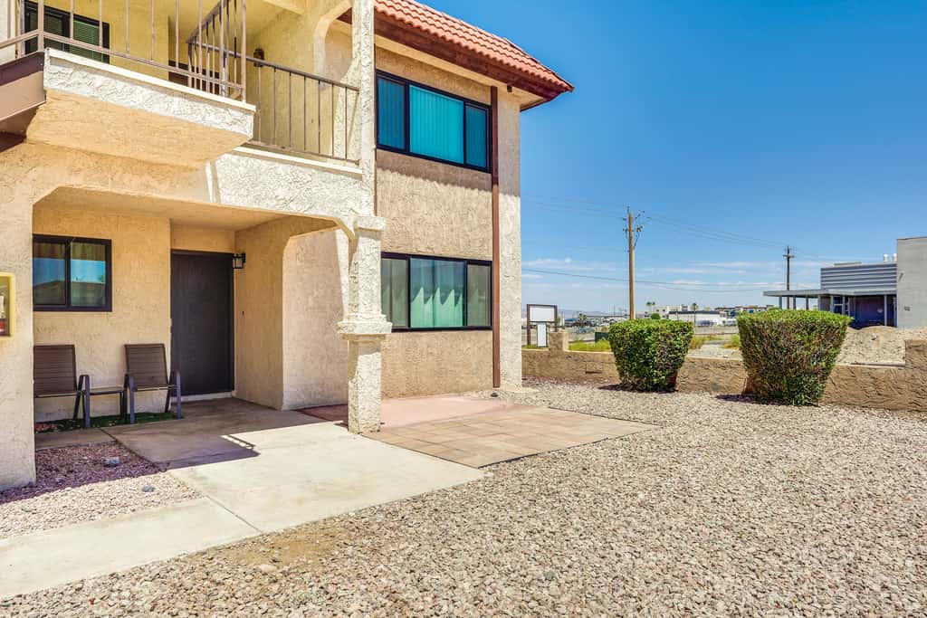 Water & Mtn-View Gem w/ Patio in Lake Havasu City
