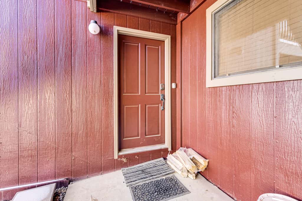 Cozy Condo: Steps to Free Winter Park Shuttle!