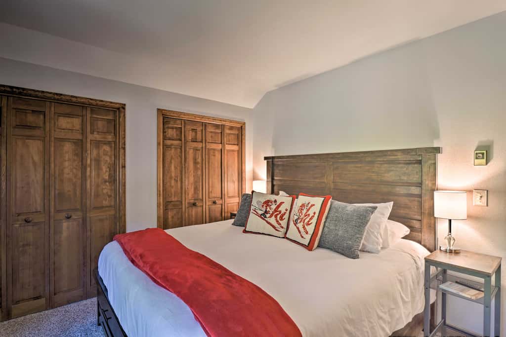 6 Mi to Breck Resort: Family Cabin w/ Game Room