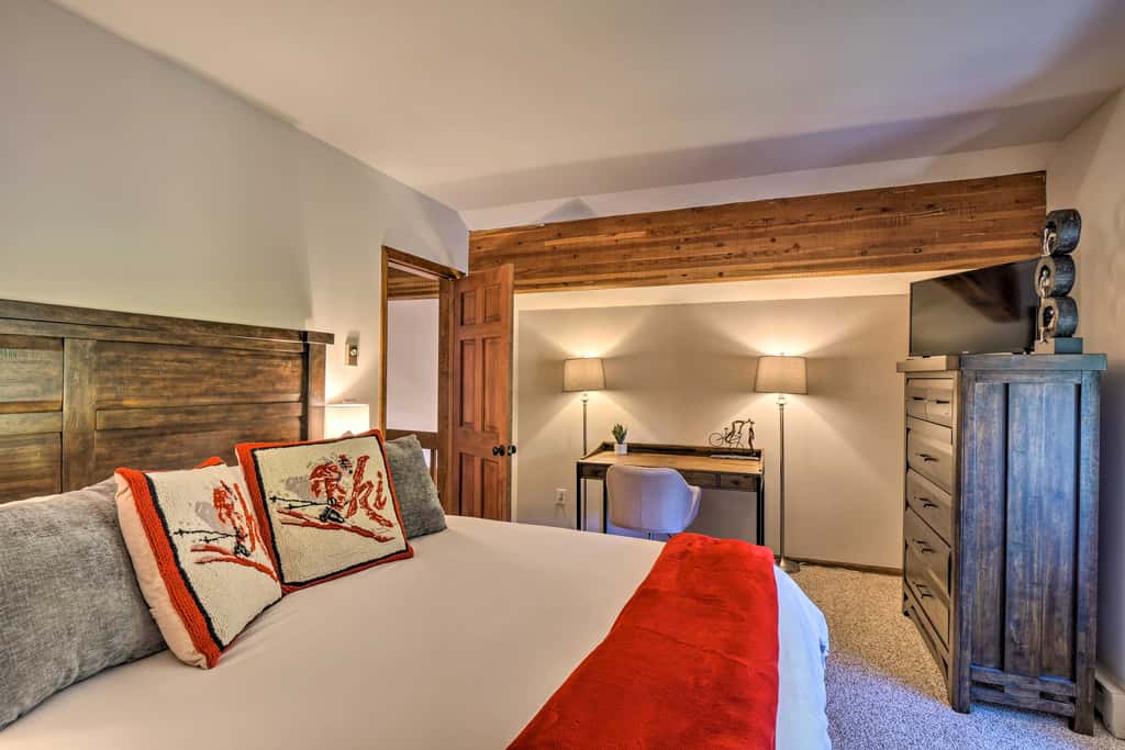 6 Mi to Breck Resort: Family Cabin w/ Game Room