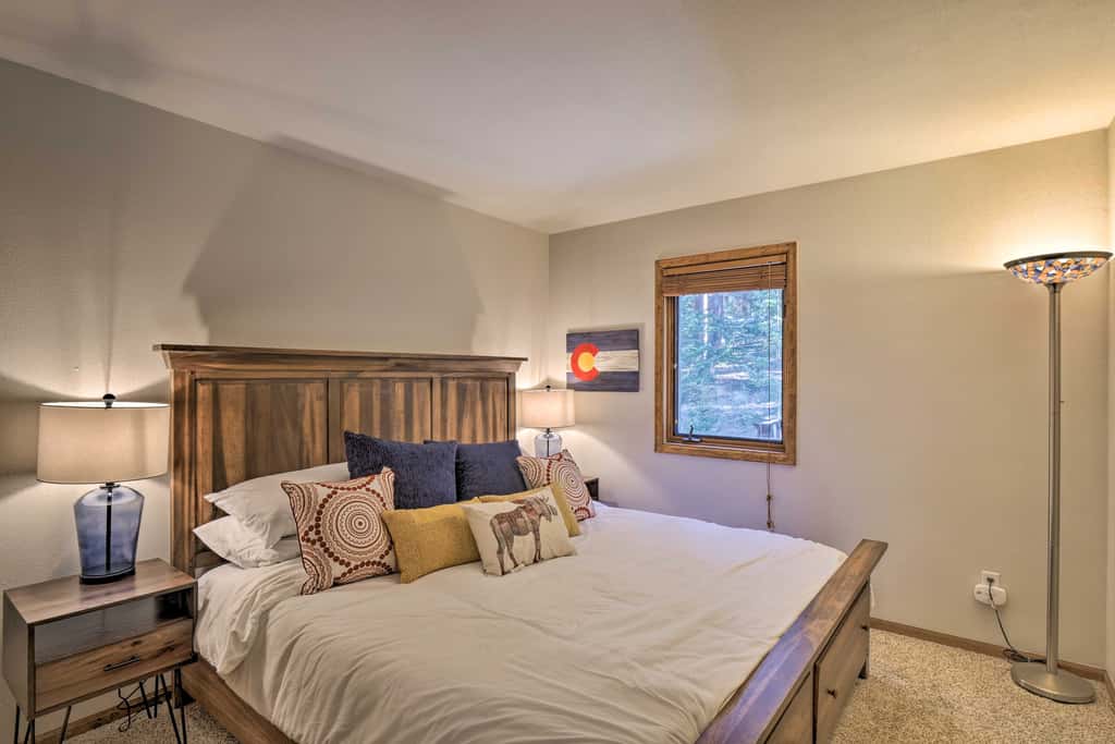 6 Mi to Breck Resort: Family Cabin w/ Game Room