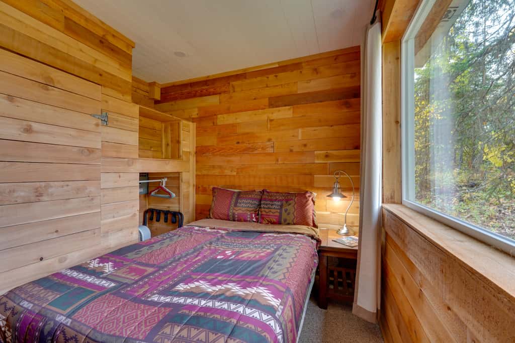 Fish, Hike & Explore: Lakefront Cabin in Soldotna