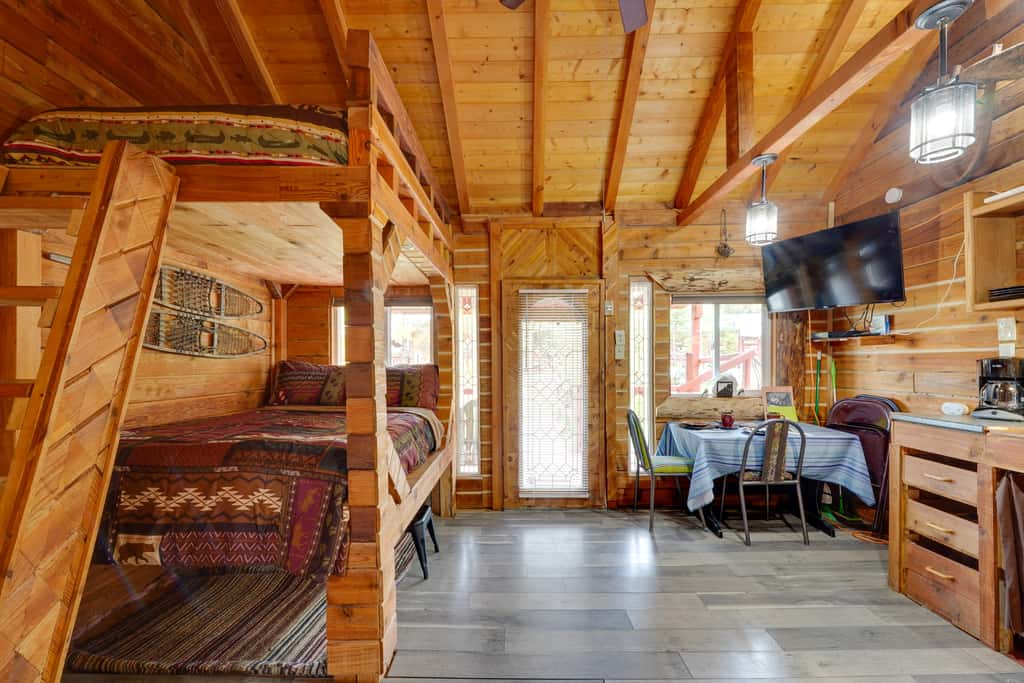 Fish, Hike & Explore: Lakefront Cabin in Soldotna