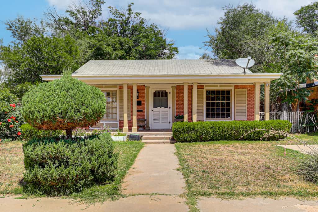 Half-Mi to Campus! Lubbock Home w/ Fenced Yard