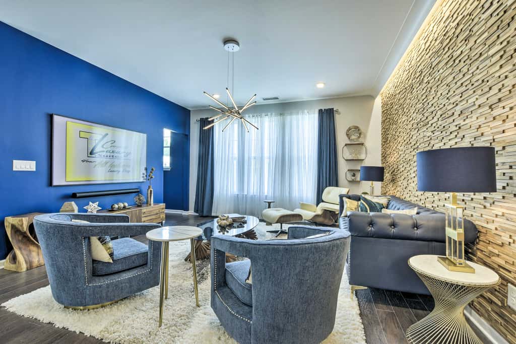 Sleek Durham Townhome Near Dtwn w/ Balcony!