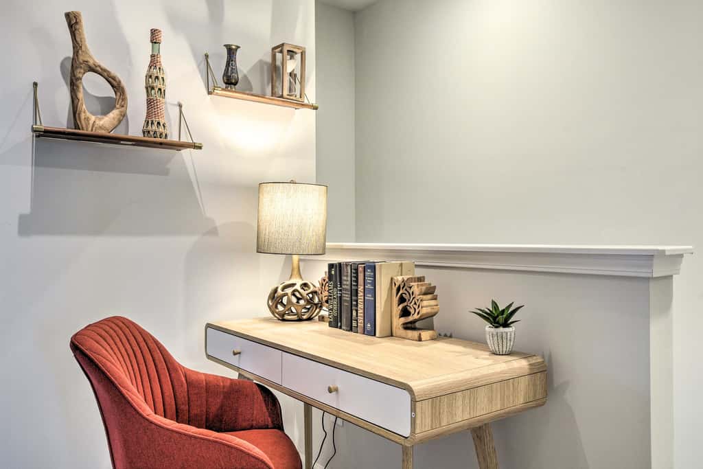 Sleek Durham Townhome Near Dtwn w/ Balcony!