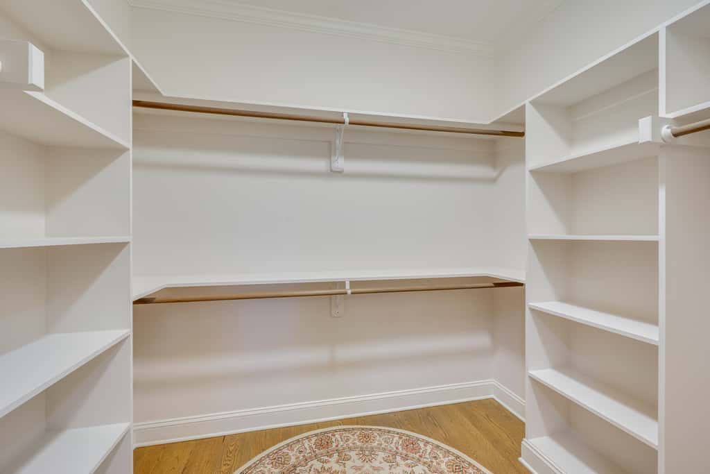 1 Mi to Dtwn: Upscale Retreat in Durham!