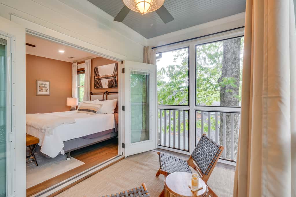 1 Mi to Dtwn: Upscale Retreat in Durham!