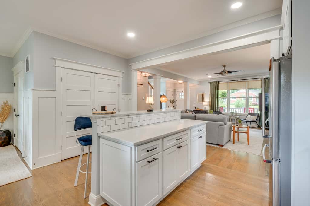 1 Mi to Dtwn: Upscale Retreat in Durham!