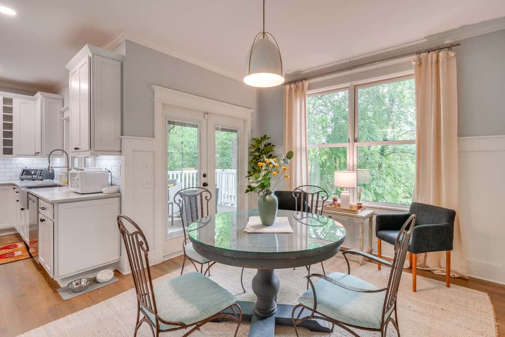 1 Mi to Dtwn: Upscale Retreat in Durham!