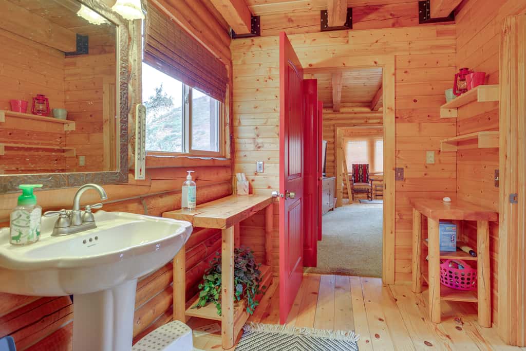 ATV & Hike: Off-Grid Cabin in Utah's Wilderness!