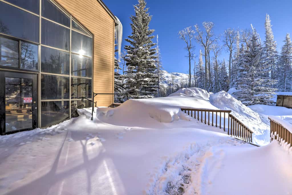 Resort-Style Brian Head Condo Near Slopes!