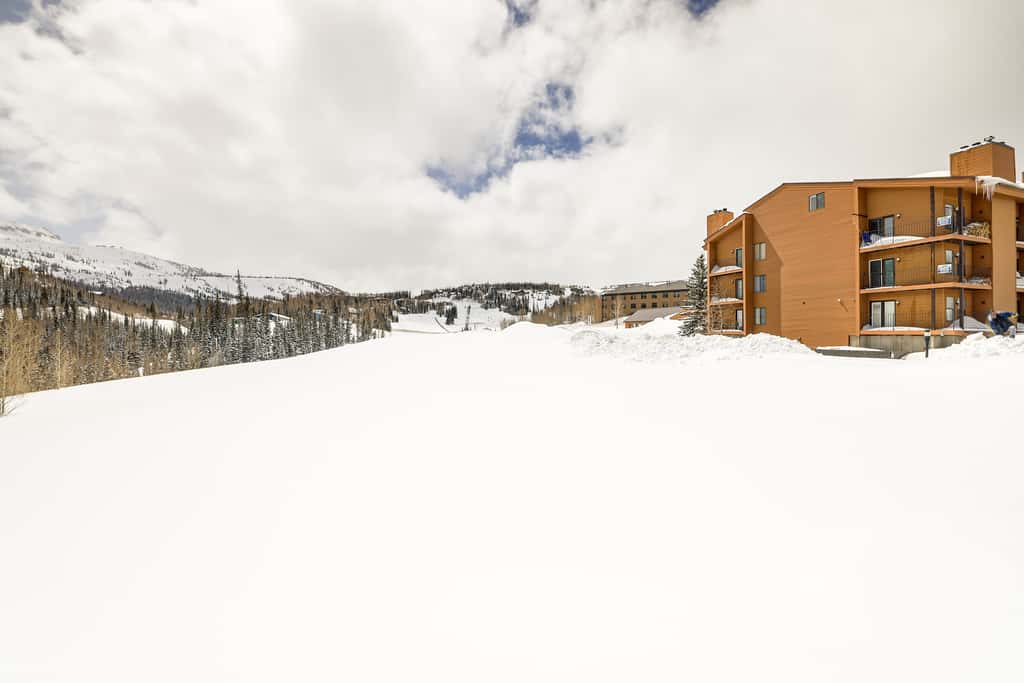 Timberbrook Village Condo: Community Pool, Hot Tub