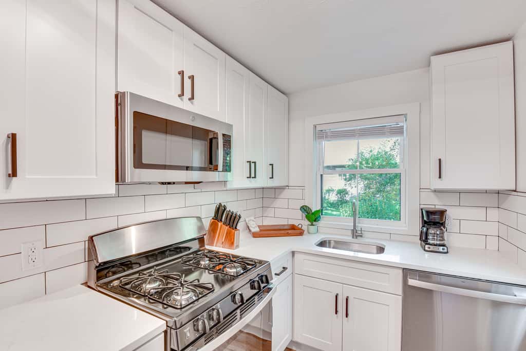 2 MI to Notre Dame: Dog-Friendly Home w/ yard!