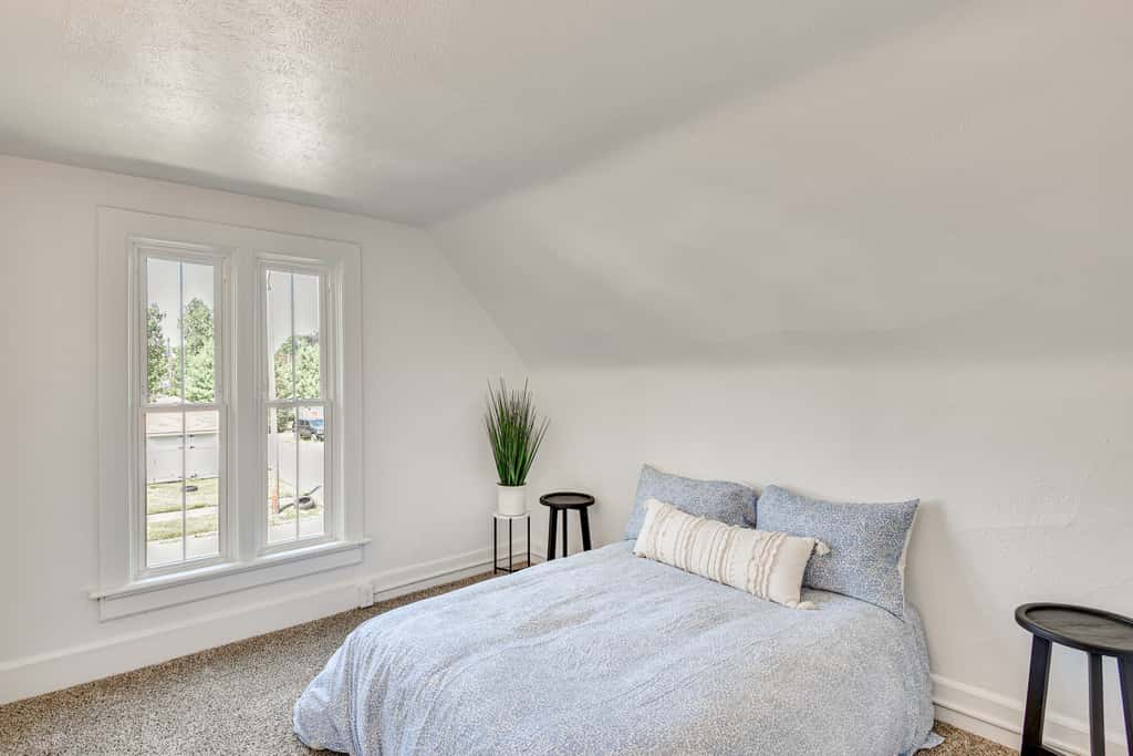 2 MI to Notre Dame: Dog-Friendly Home w/ yard!