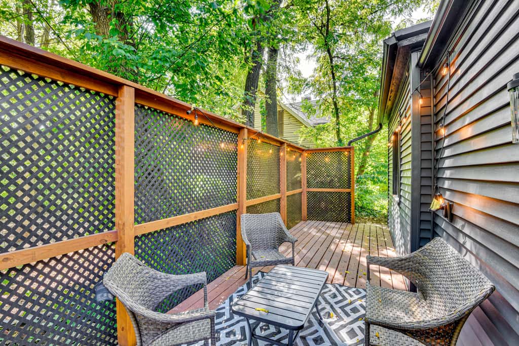 2 MI to Notre Dame: Dog-Friendly Home w/ yard!