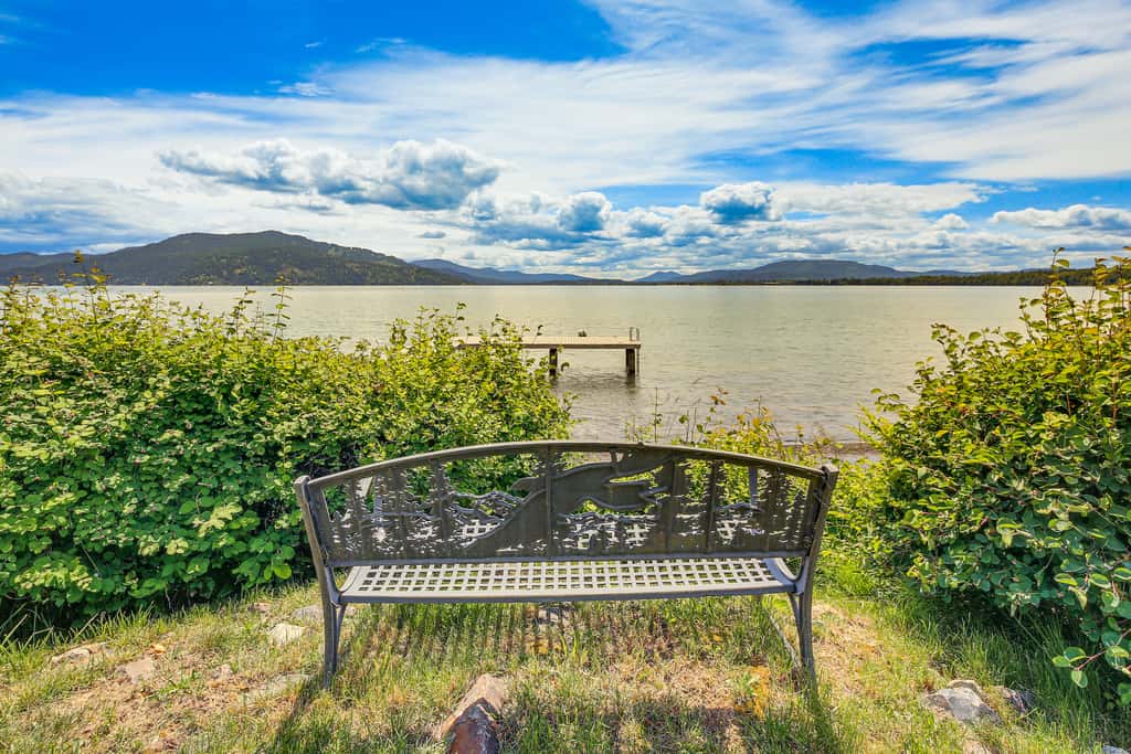 Stunning Sandpoint Lakefront Home: Hot Tub + Dock