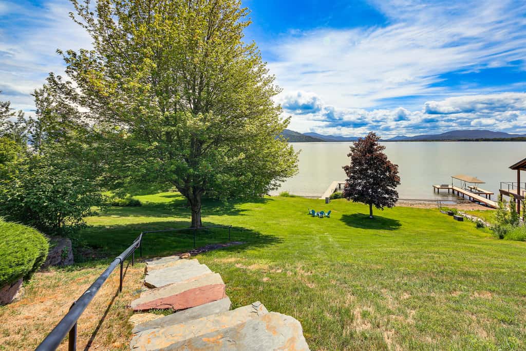 Stunning Sandpoint Lakefront Home: Hot Tub + Dock