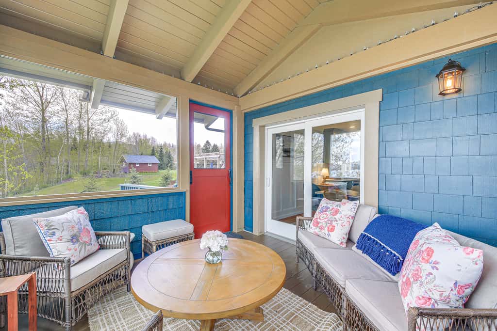 Stunning Sandpoint Lakefront Home: Hot Tub + Dock