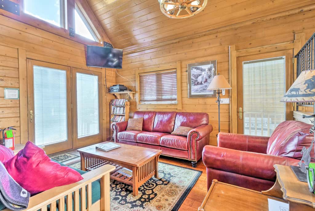 Deck & Dry Sauna! Fairplay 'High Creek Hideaway'